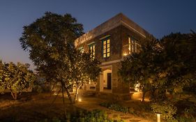 Lohonostays Library Sadhrana Bagh