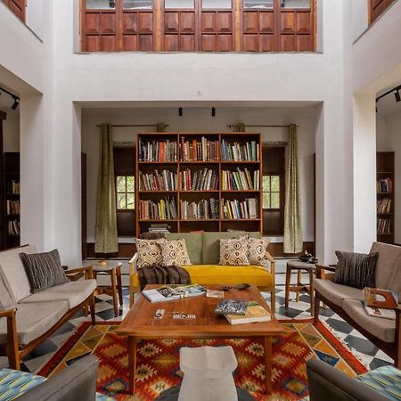 Lohonostays Library Sadhrana Bagh Gurgaon Exterior photo