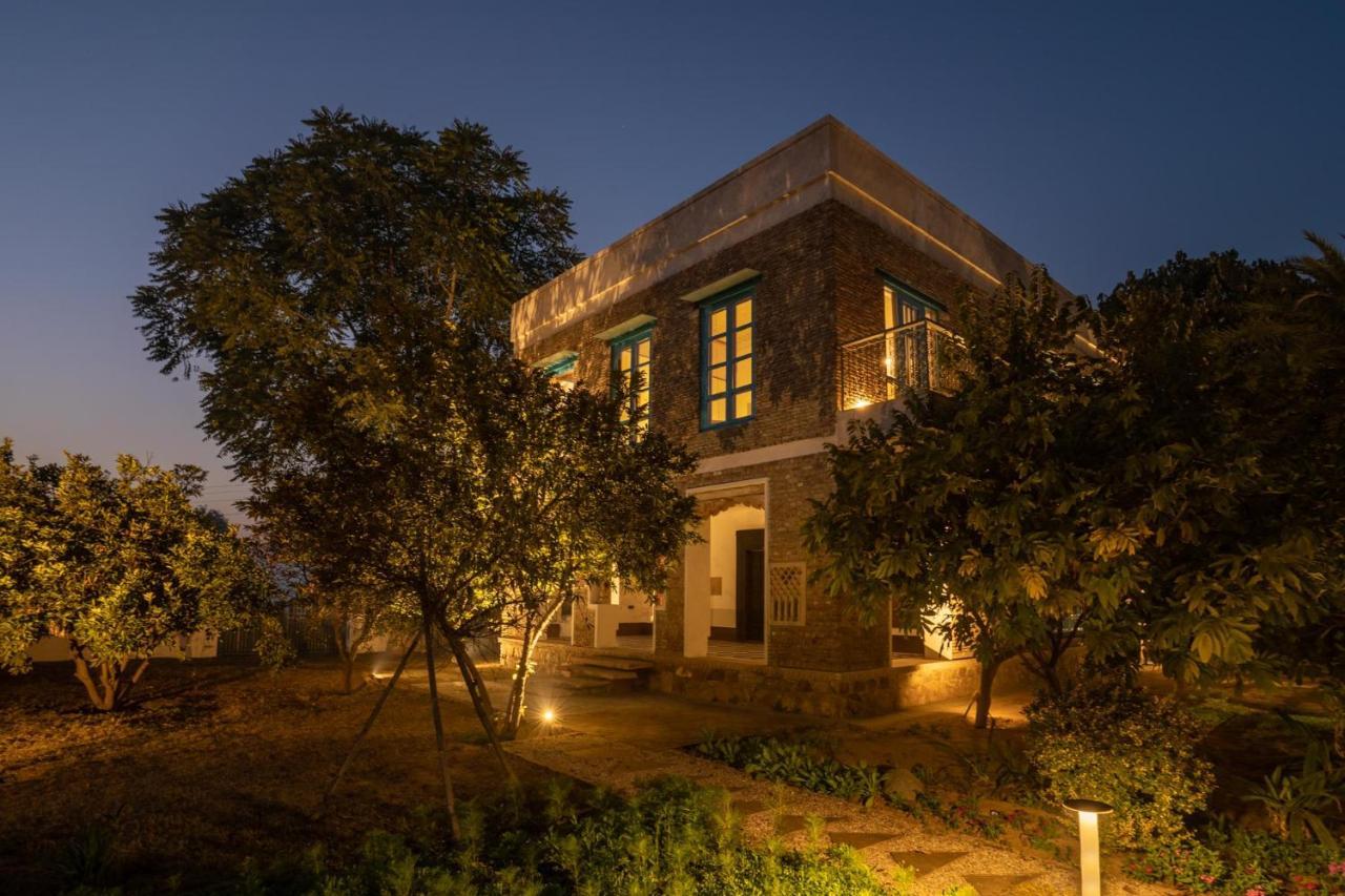 Lohonostays Library Sadhrana Bagh Gurgaon Exterior photo