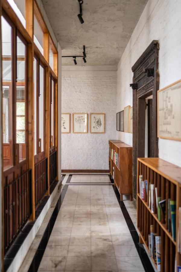 Lohonostays Library Sadhrana Bagh Gurgaon Exterior photo